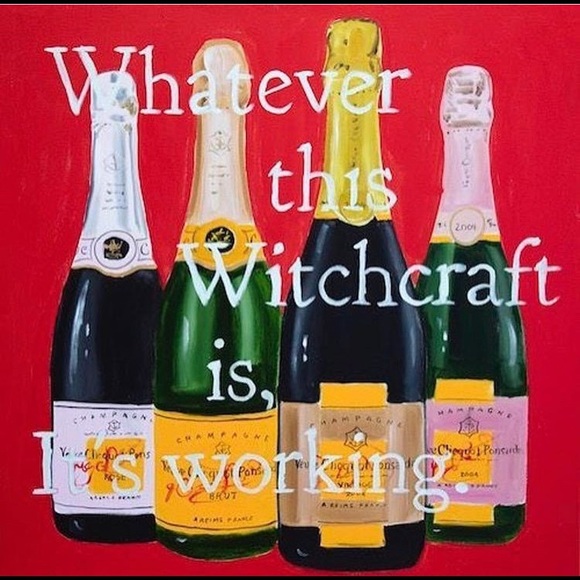 Shop with Confidence 💕 - Picture 5 of 8